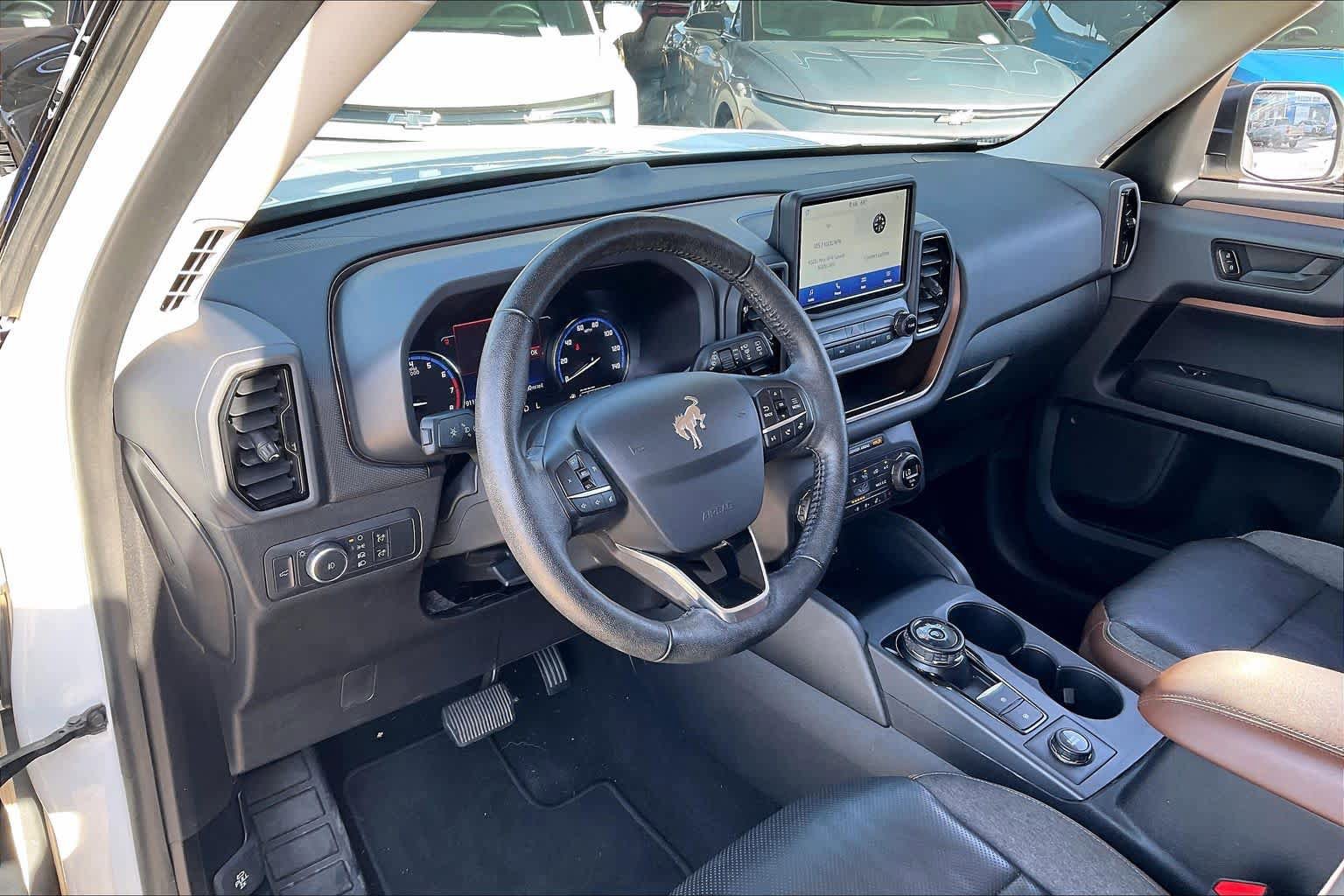 Used 2021 Ford Bronco Sport Outer Banks AWD/4WD image 17
