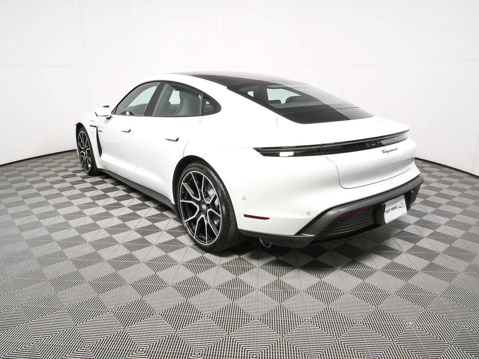 New 2026 Porsche Taycan RWD image 3