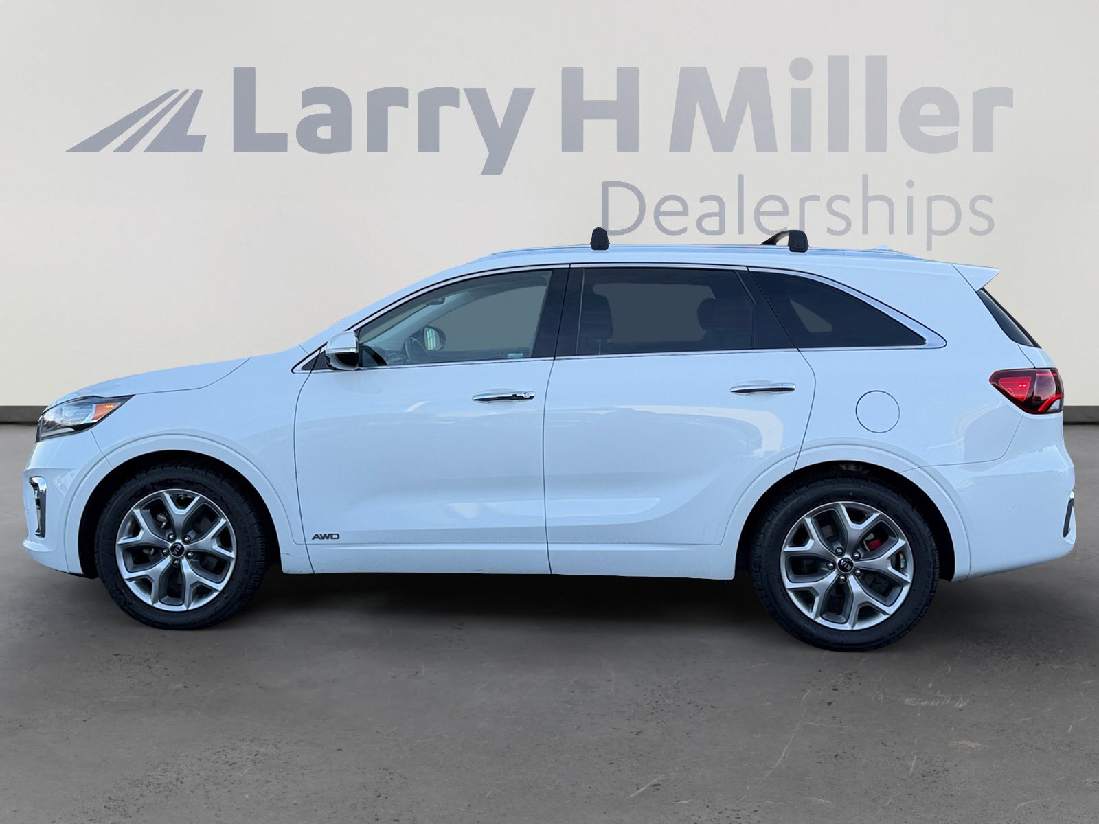 Used 2019 Kia Sorento SX image 2