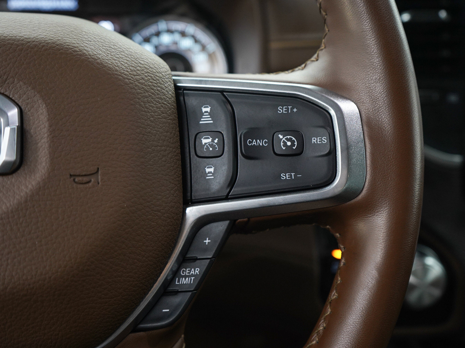 Used 2021 RAM 1500 Limited AWD/4WD image 29