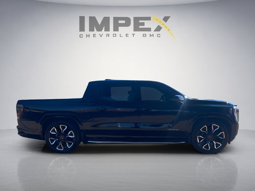 Used 2025 GMC Sierra EV Denali AWD/4WD image 7