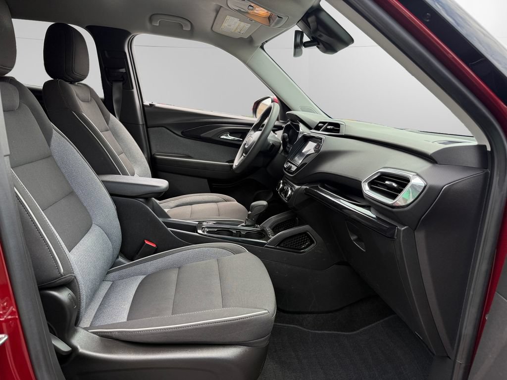 Used 2023 Chevrolet TrailBlazer LT w/ Convenience Package FWD image 15
