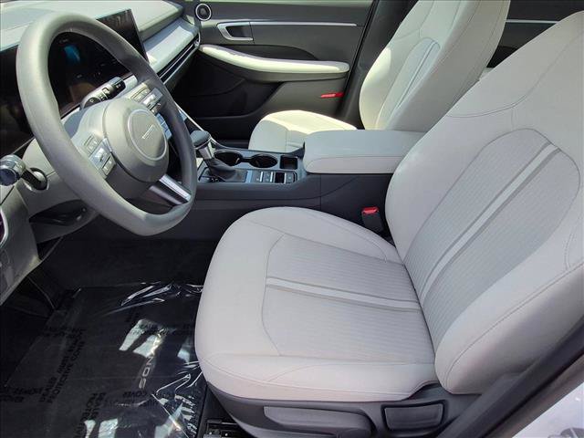 Certified 2026 Hyundai Sonata SE FWD image 17