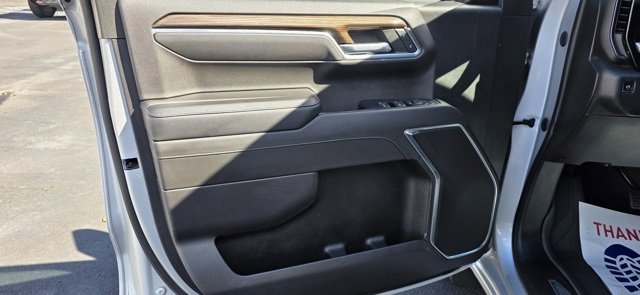 Used 2022 Chevrolet Silverado 1500 LT image 8