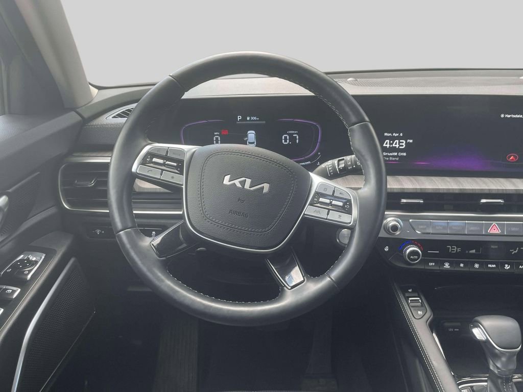 Used 2024 Kia Telluride EX image 14