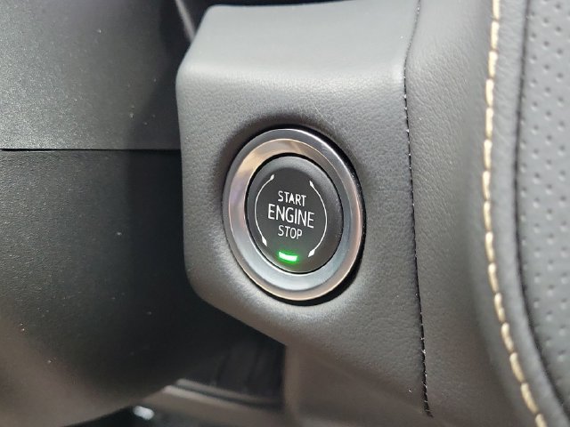 Used 2024 Chevrolet Tahoe Premier w/ Premium Package 2 RWD image 22