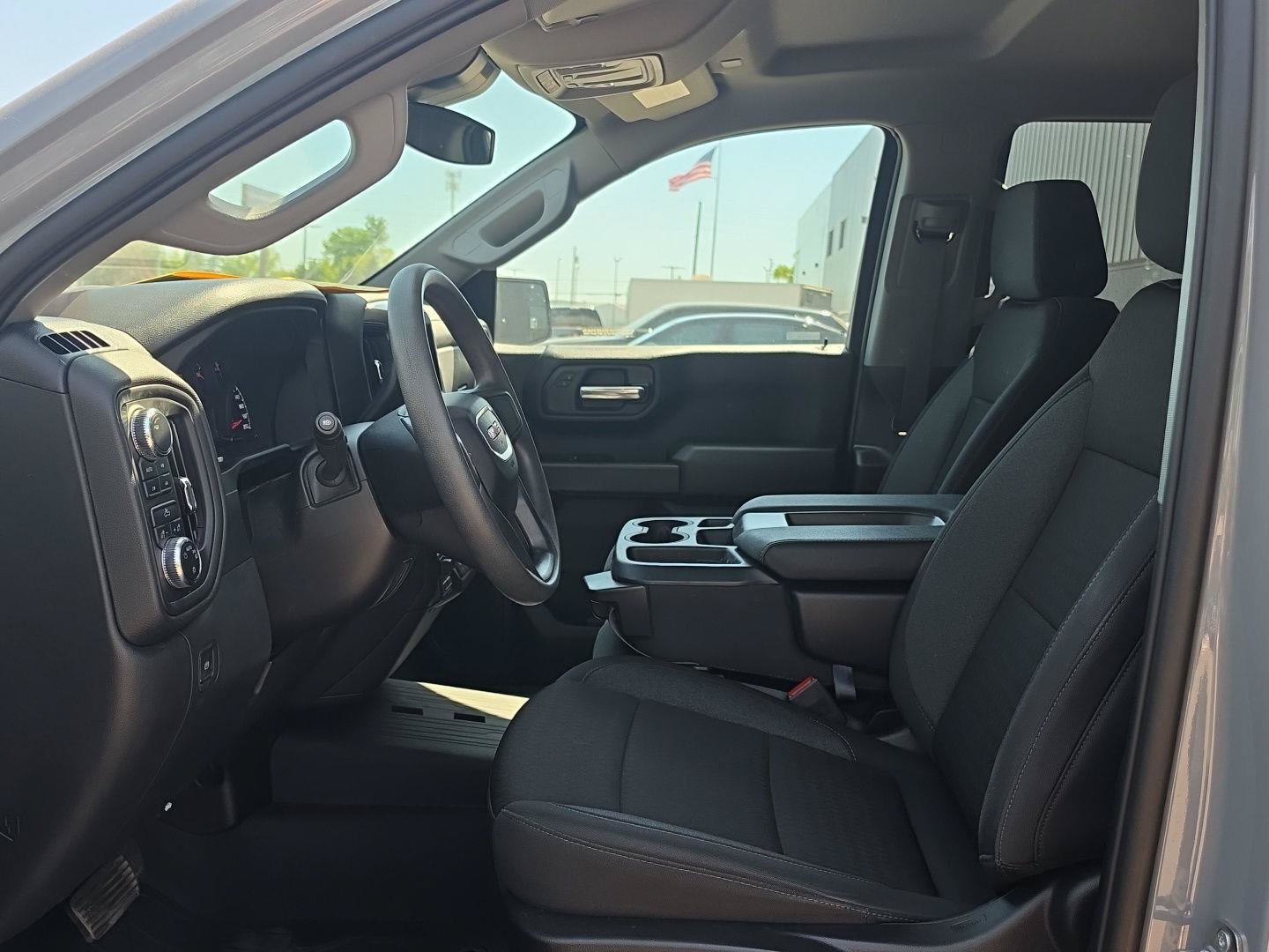 Used 2024 GMC Sierra 1500 Pro w/ Graphite Edition AWD/4WD image 9