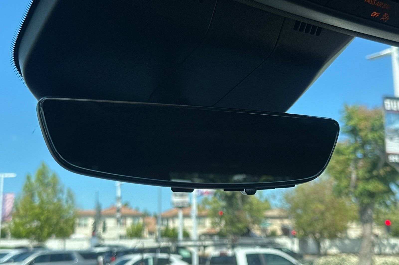 Used 2023 Cadillac Escalade ESV Sport w/ Touring Package image 25