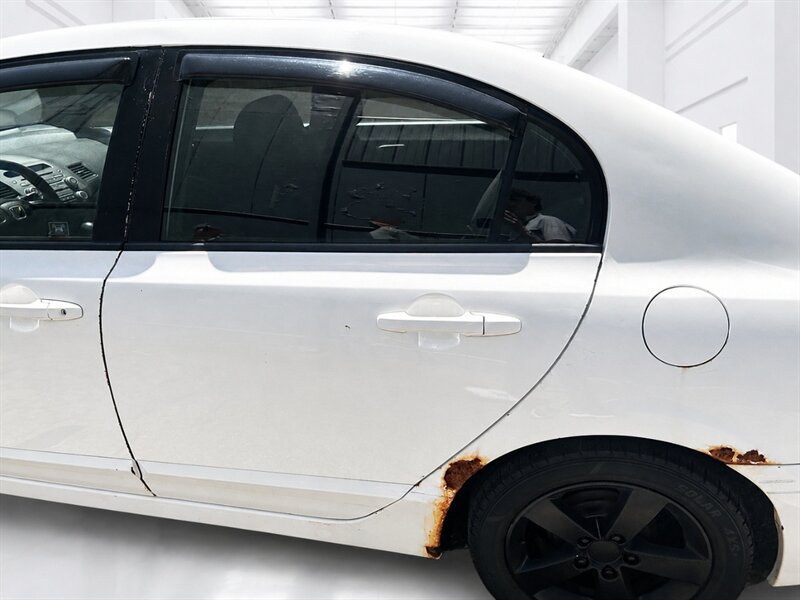 Used 2010 Honda Civic LX-S image 6