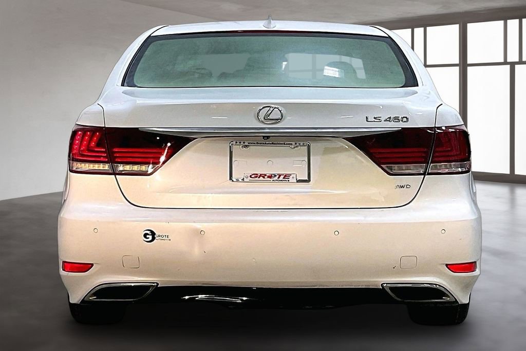 Used 2015 Lexus LS 460 AWD w/ Comfort Package image 4
