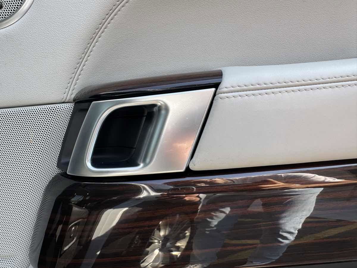 Used 2017 Land Rover Range Rover Supercharged image 48