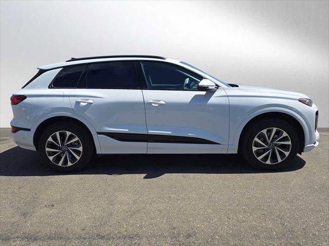 New 2025 Audi Q6 e-tron Premium Plus image 2