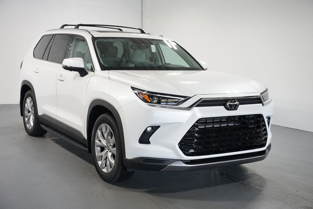 New 2026 Toyota Grand Highlander AWD Hybrid image 3