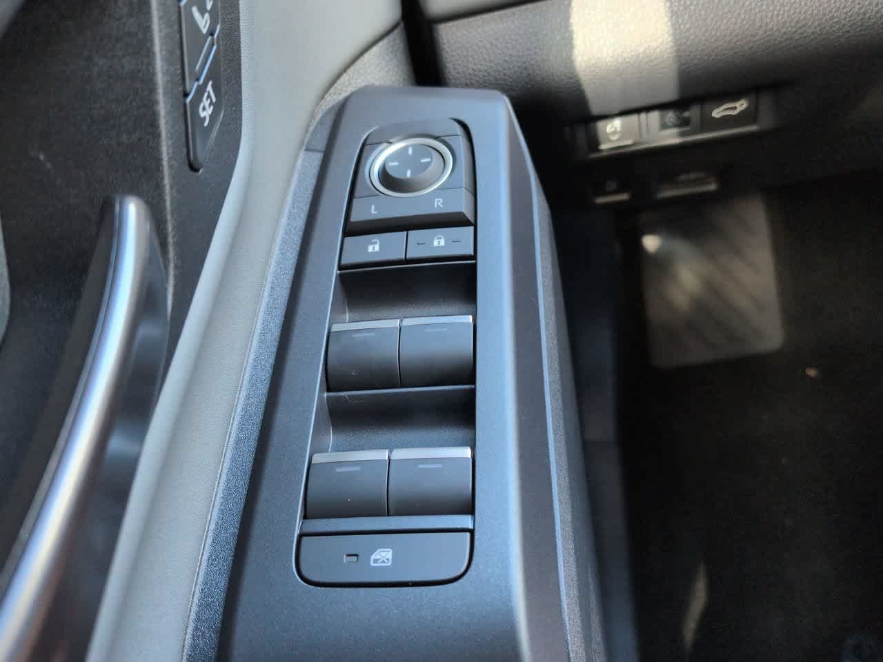 New 2026 Toyota RAV4 XSE AWD/4WD image 23