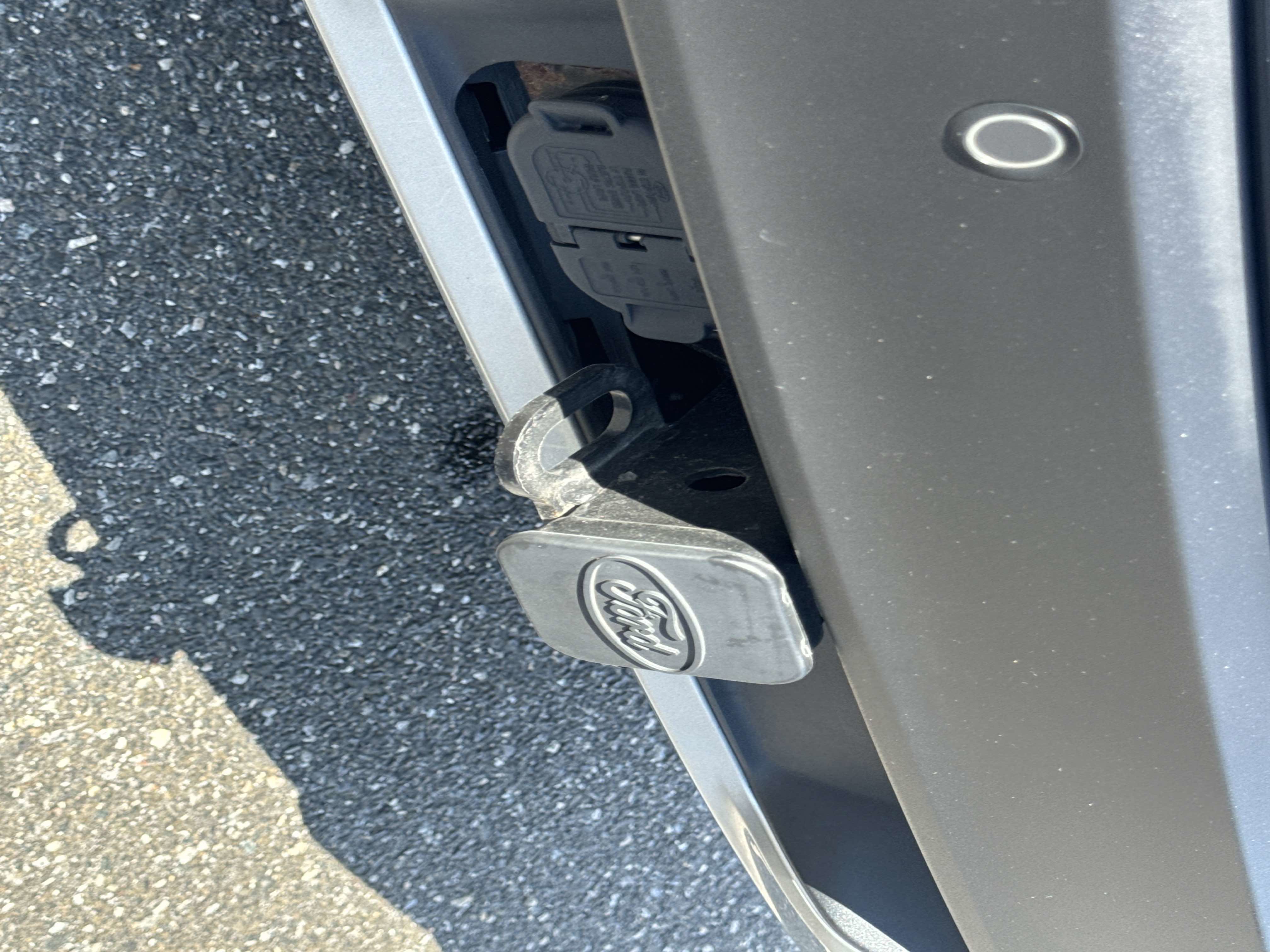 Used 2020 Ford Explorer Limited w/ Hybrid Equipment Group 310A image 7