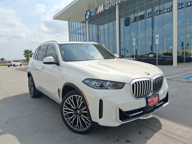 New 2026 BMW X5 xDrive40i w/ Off-Road Package