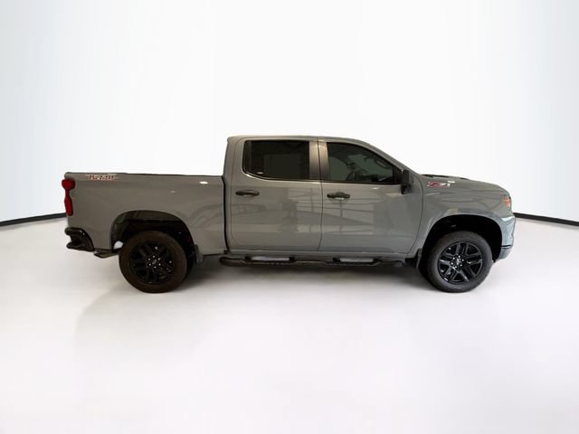 Used 2024 Chevrolet Silverado 1500 Custom Trail Boss w/ Turbomax Blackout Package AWD/4WD image 7