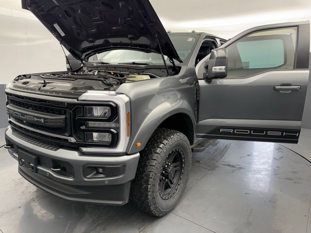 New 2026 Ford F250 Lariat w/ Black Appearance Package AWD/4WD image 16