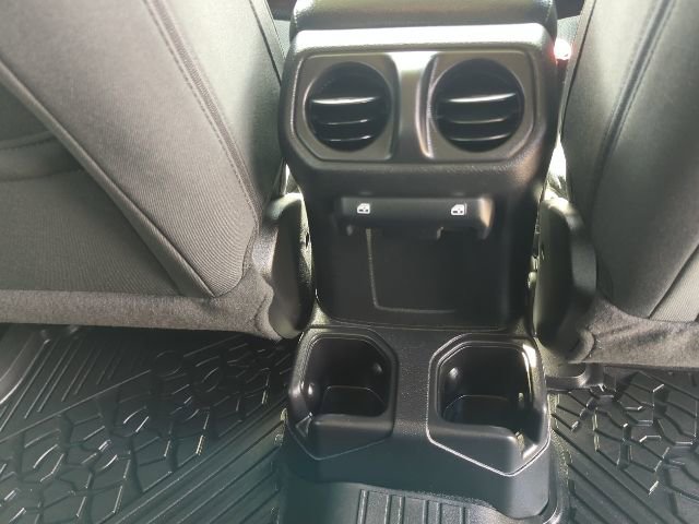 Used 2021 Jeep Wrangler Unlimited Sport image 21
