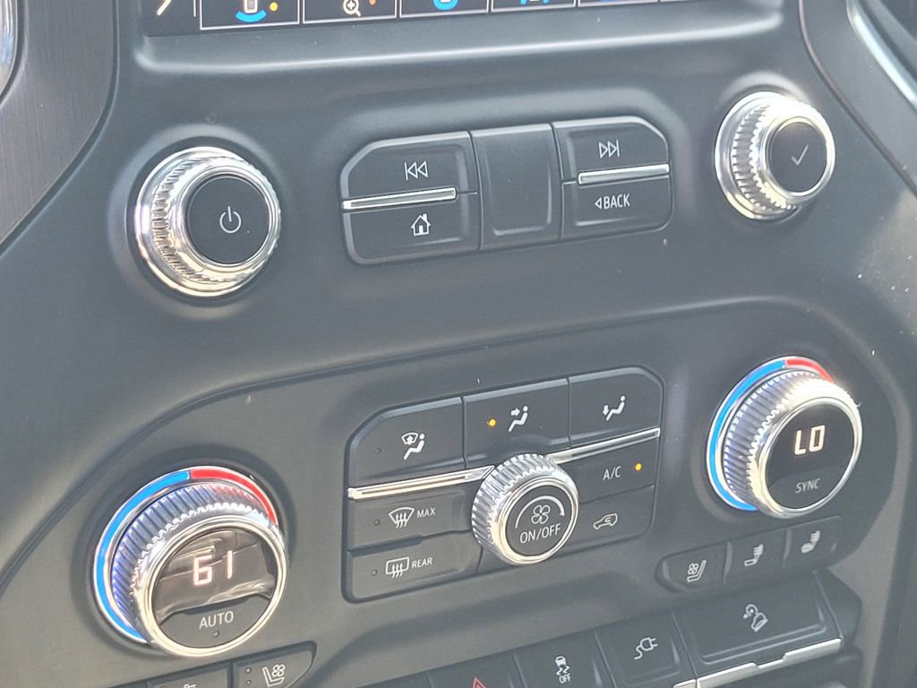 Used 2021 GMC Sierra 1500 AT4 w/ Technology Package AWD/4WD image 19