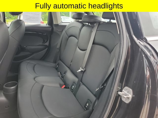 Used 2021 MINI Cooper 4-Door Hardtop FWD image 27
