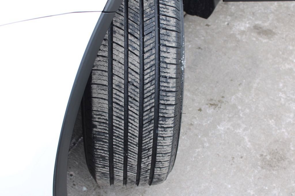 Used 2018 Toyota RAV4 XLE image 13