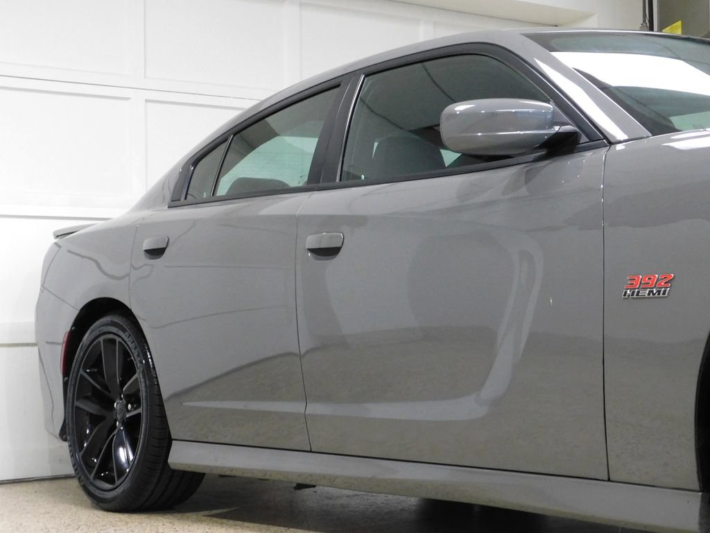 Used 2018 Dodge Charger R/T Scat Pack RWD image 13