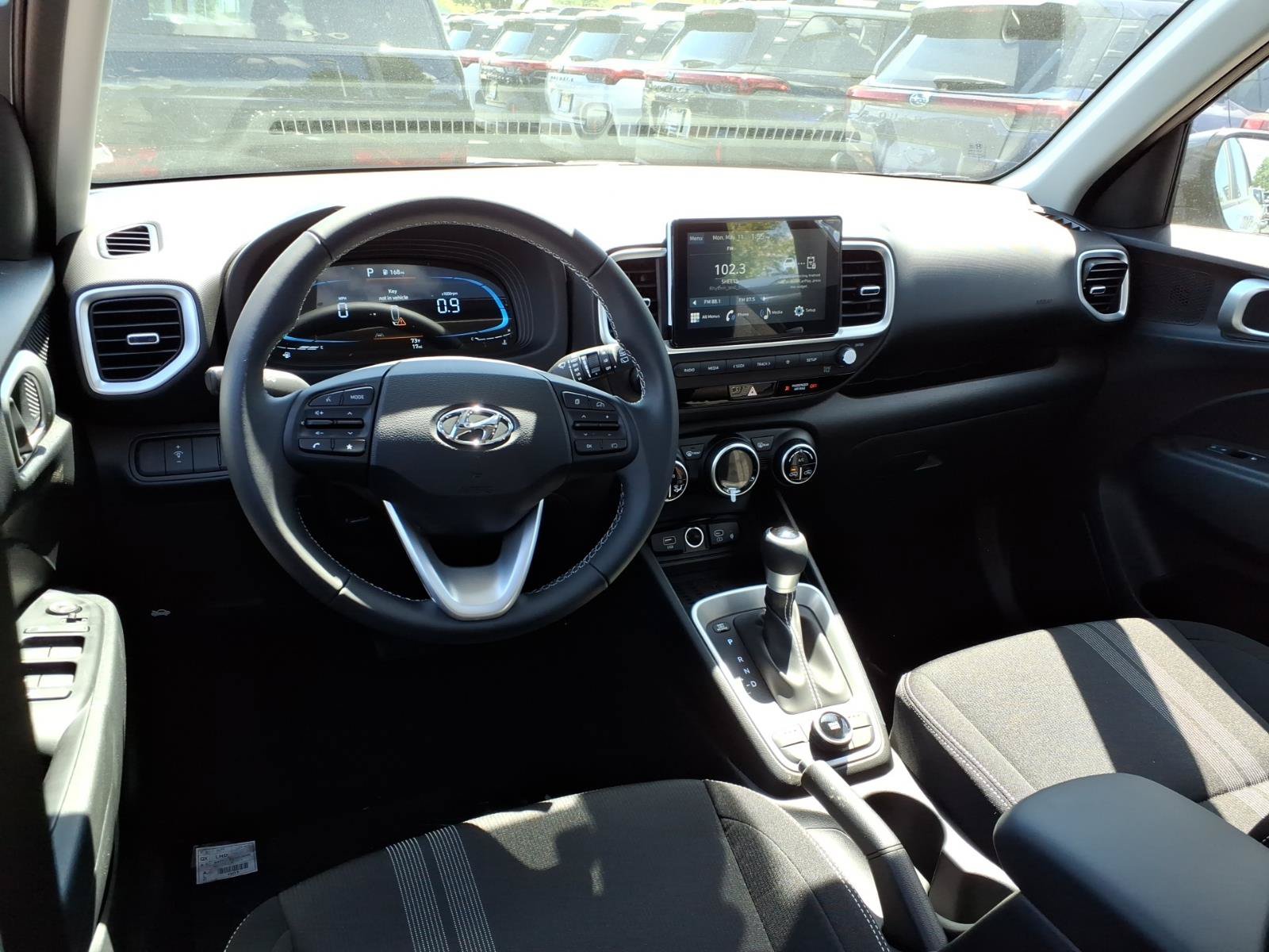 New 2026 Hyundai Venue SEL FWD image 6