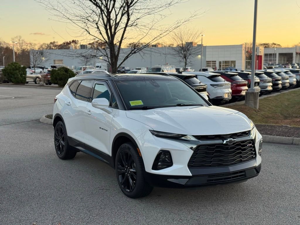 Used 2022 Chevrolet Blazer RS w/ Enhanced Convenience Package image 3