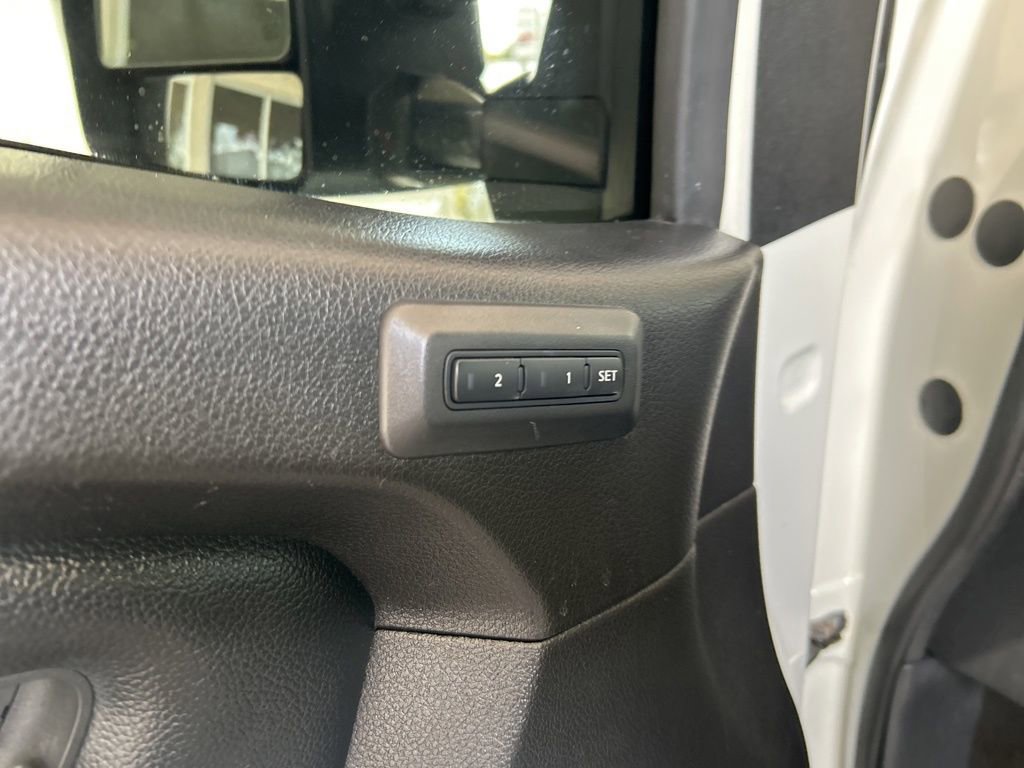 Used 2019 Nissan Titan PRO-4X w/ Pro-4x Convenience Package image 42