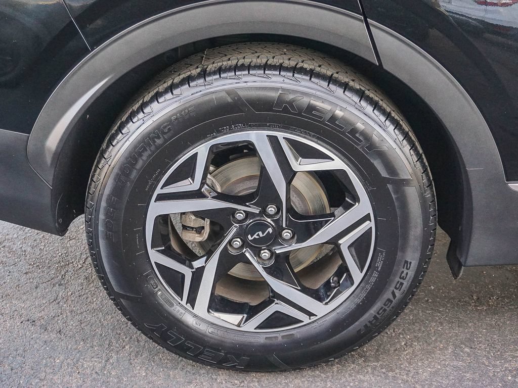 Certified 2023 Kia Sportage LX FWD image 9