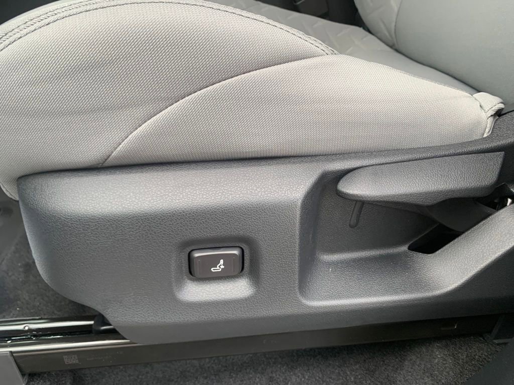 New 2025 Toyota Tacoma SR5 image 14