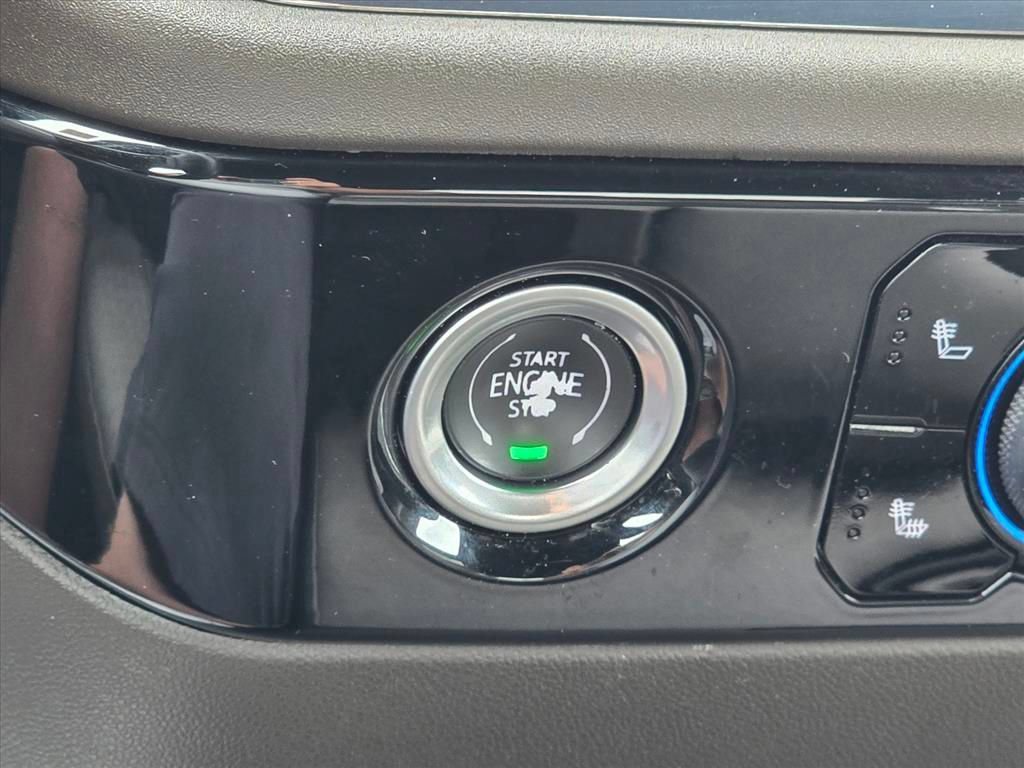 Used 2024 Chevrolet Silverado 1500 RST w/ LPO, Dark Essentials Package AWD/4WD image 17