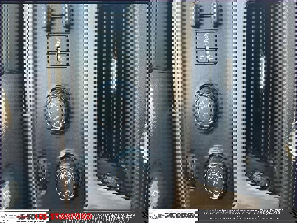 Used 2016 GMC Sierra 1500 Denali image 35