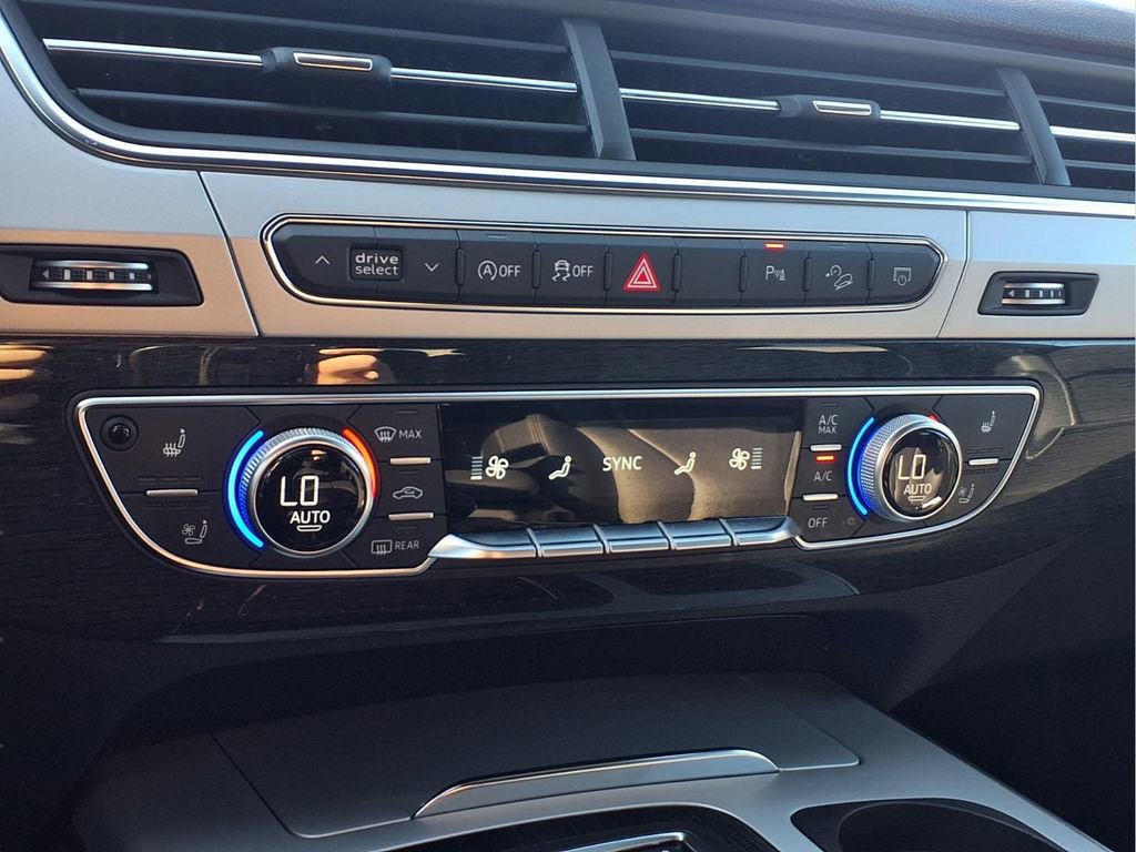 Used 2018 Audi Q7 2.0T Premium Plus w/ Premium Plus Package image 8