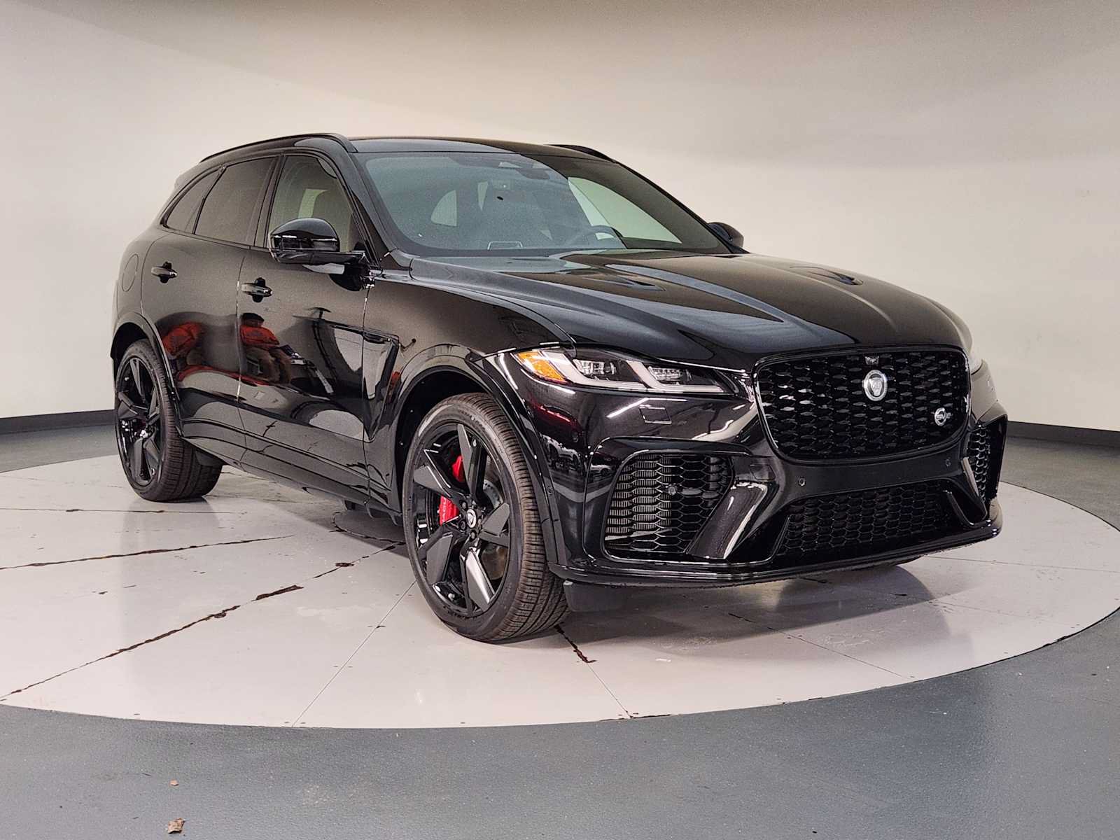 New 2026 Jaguar F-PACE SVR 575 Edition AWD/4WD image 7