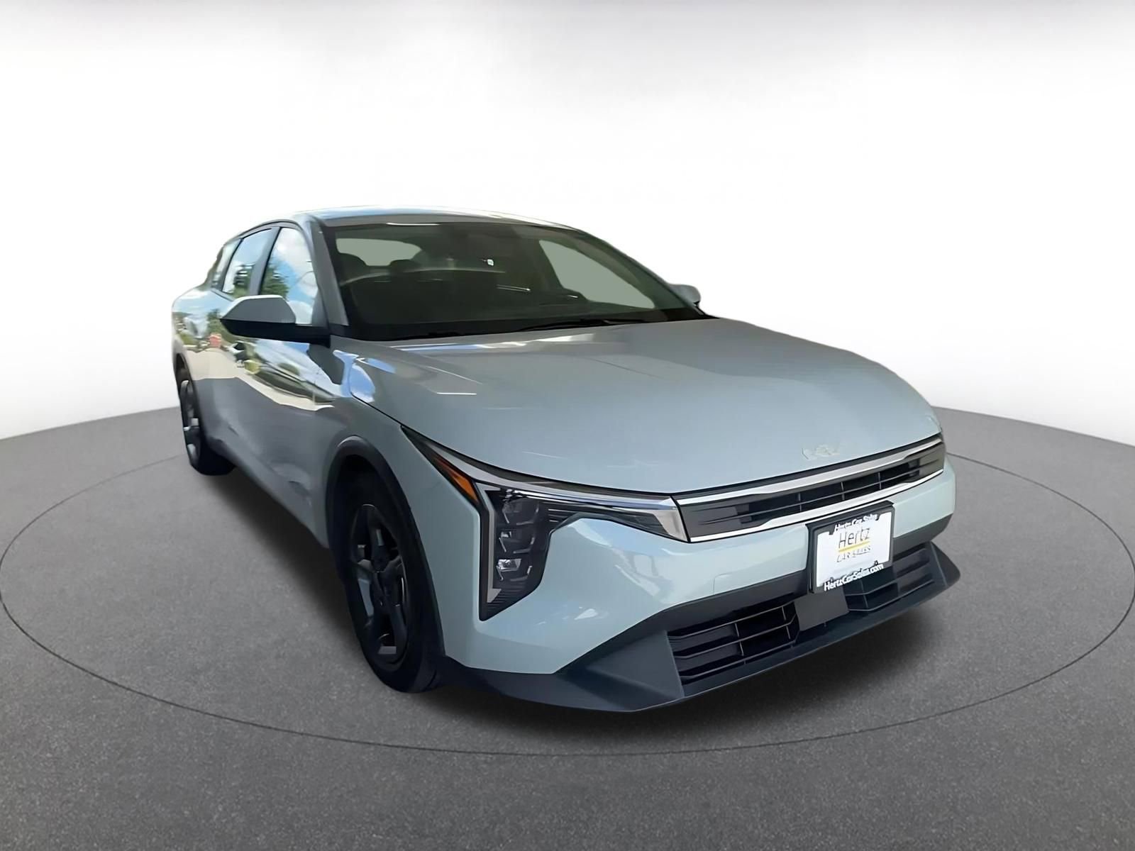 Used 2025 Kia K4 LXS image 3