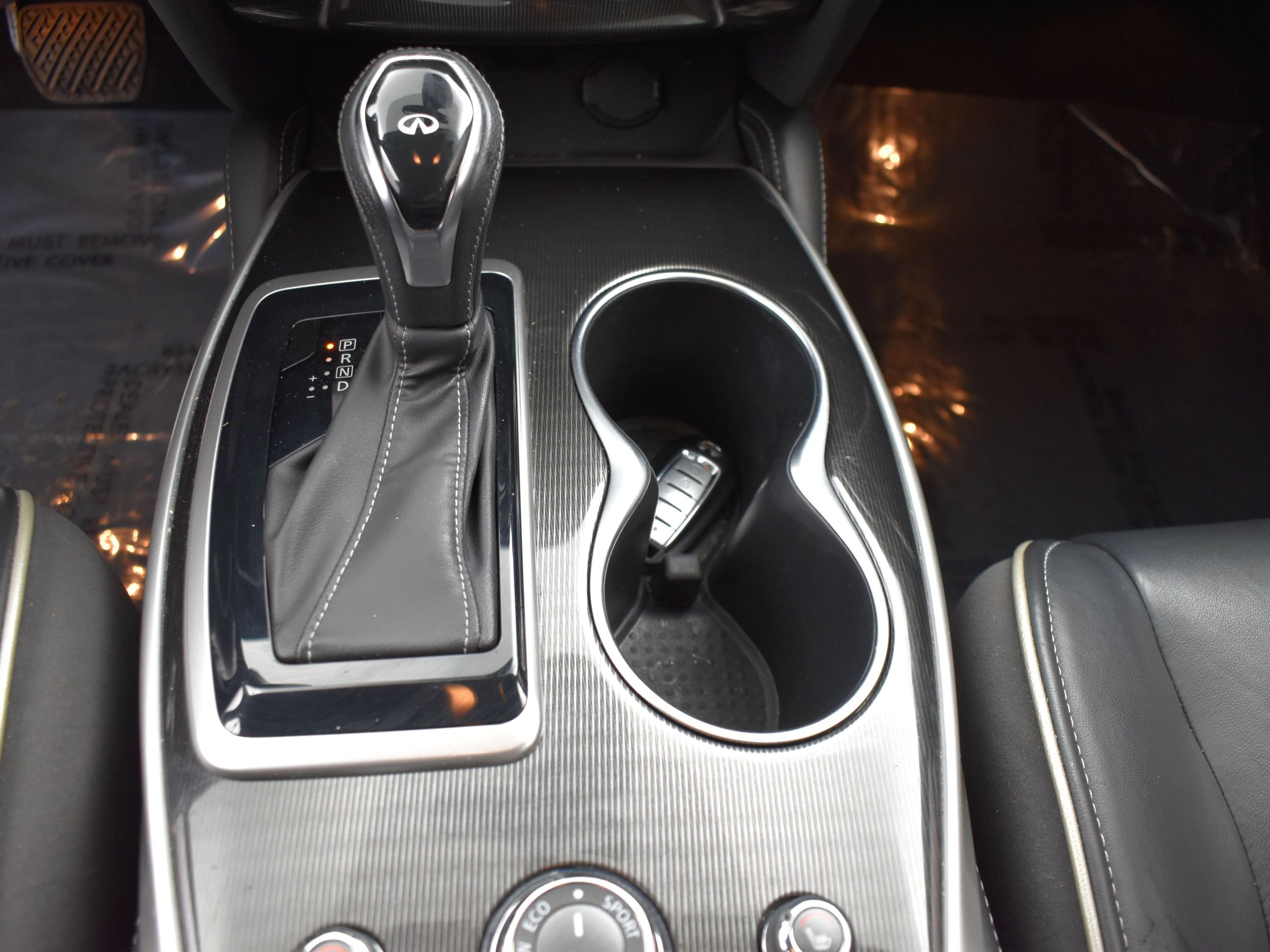 Used 2019 INFINITI QX60 Luxe w/ Essential Package image 7