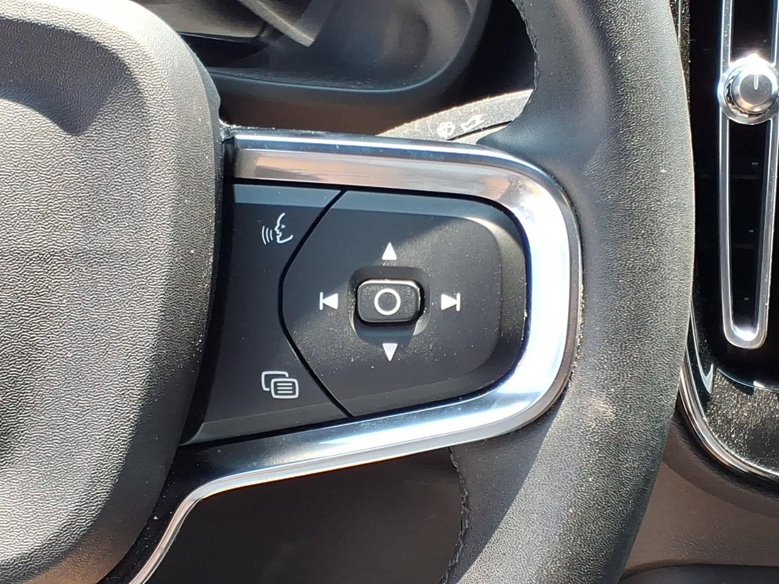 Certified 2023 Volvo C40 P8 Recharge Ultimate AWD/4WD image 21