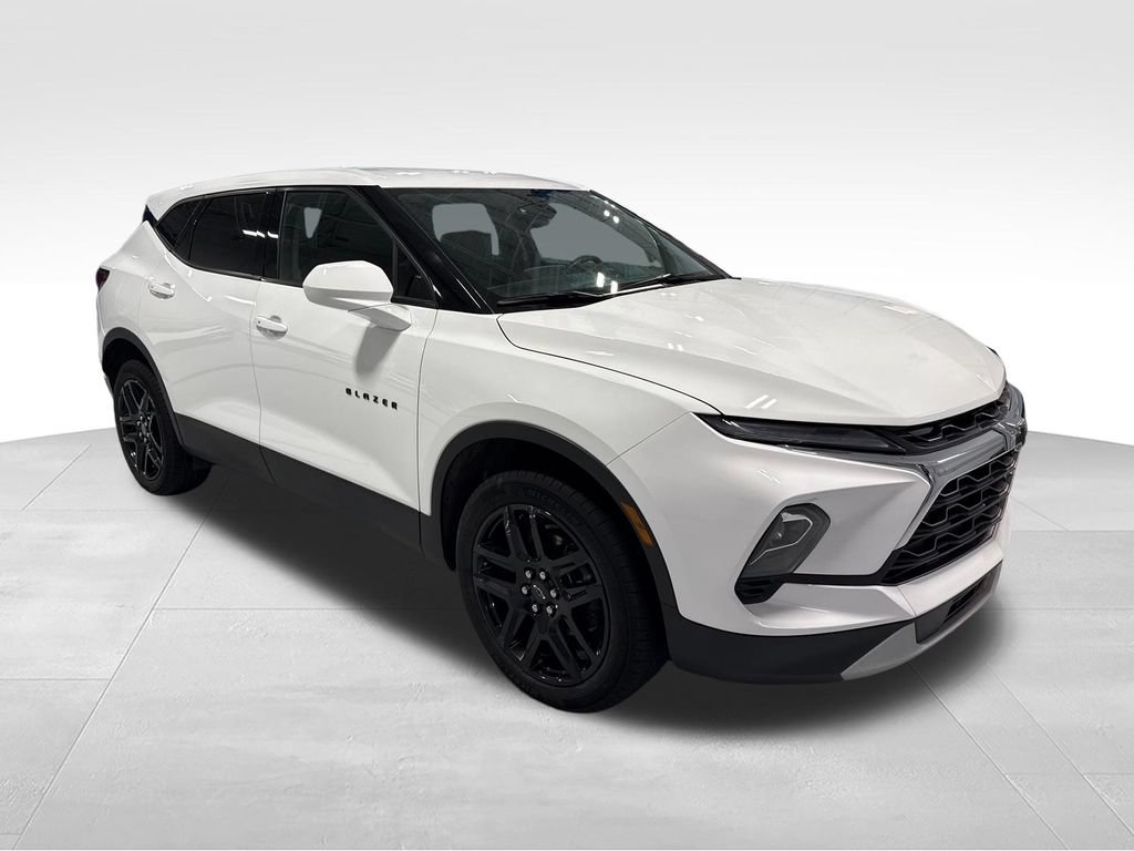 Used 2023 Chevrolet Blazer LT FWD image 50