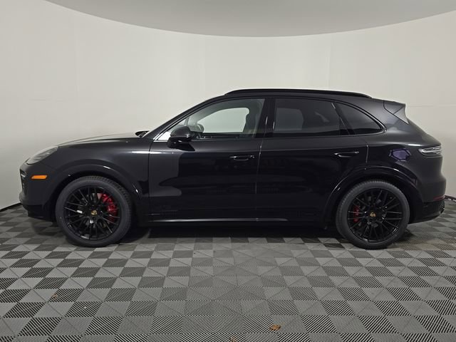 Certified 2021 Porsche Cayenne GTS AWD/4WD image 2