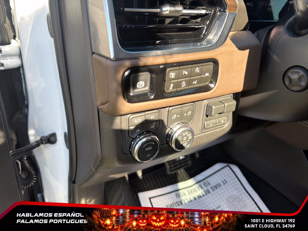 Used 2026 GMC Yukon Denali Ultimate AWD/4WD image 18