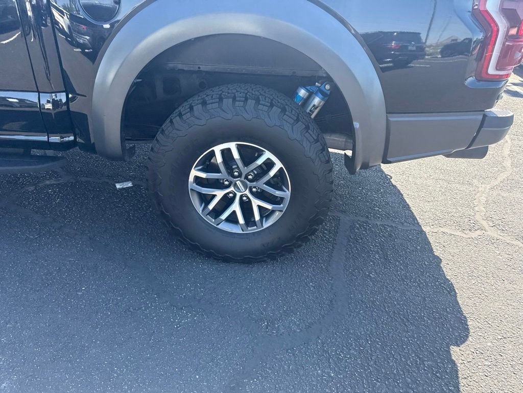 Used 2018 Ford F150 Raptor w/ Equipment Group 802A Luxury AWD/4WD image 15