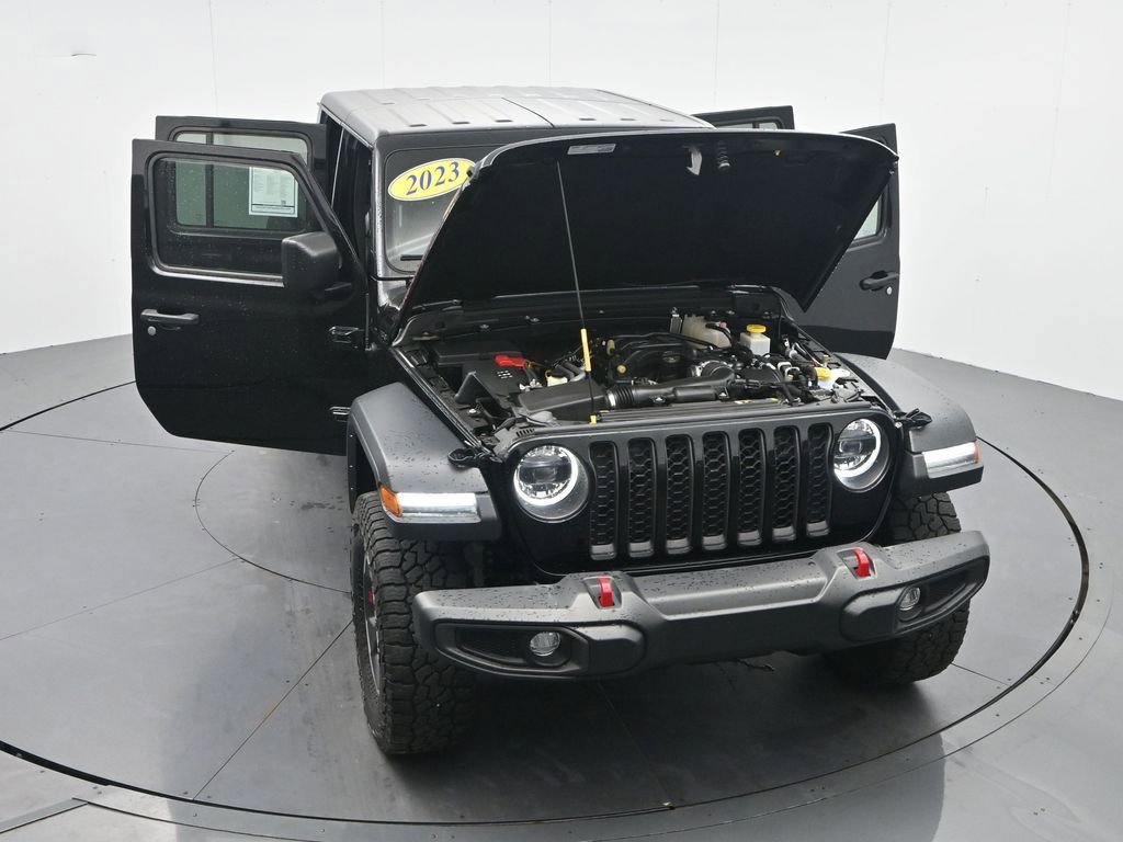 Used 2023 Jeep Gladiator Rubicon w/ LED Lighting Group AWD/4WD image 30