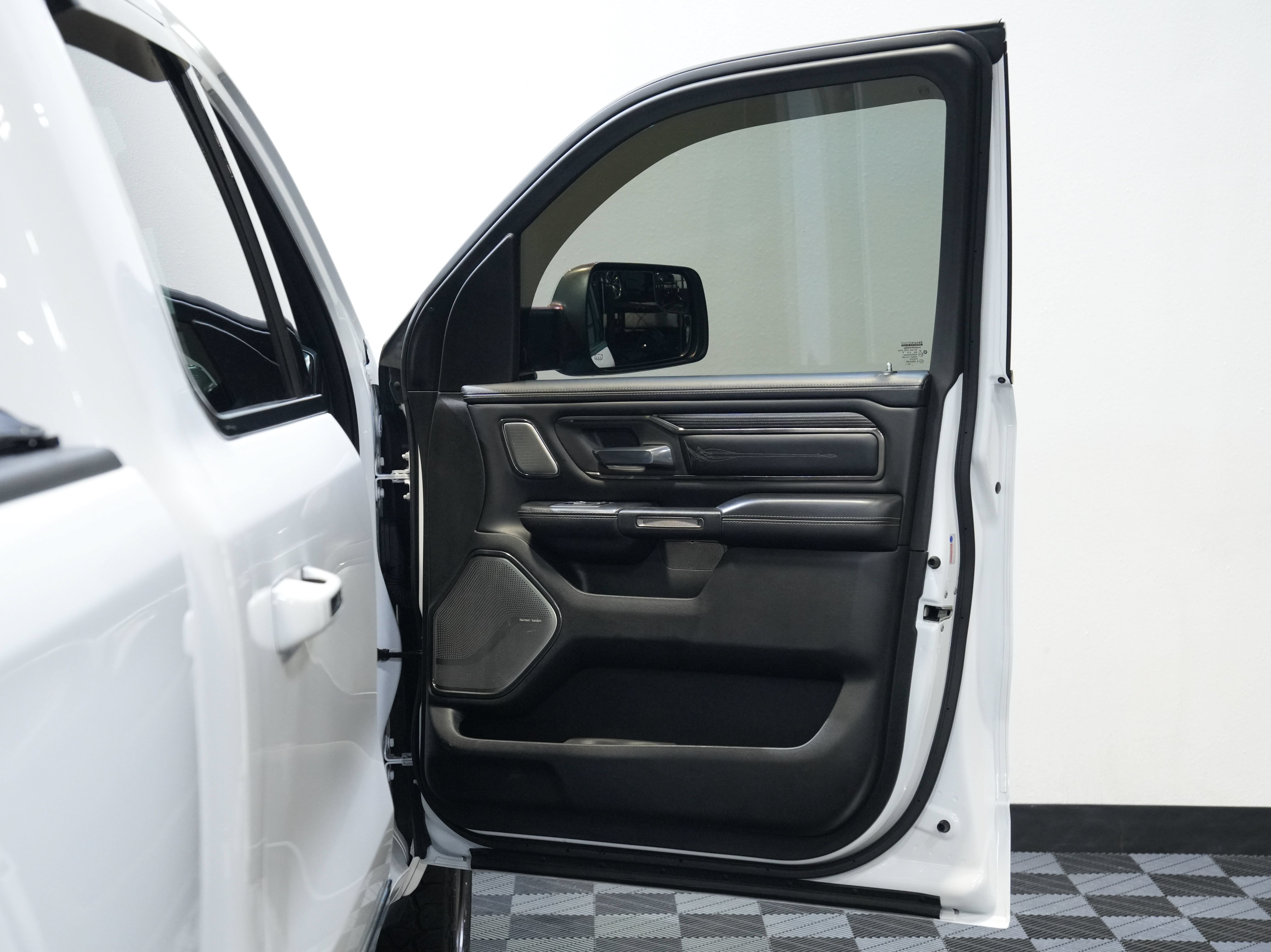 Used 2020 RAM 1500 Limited AWD/4WD image 25