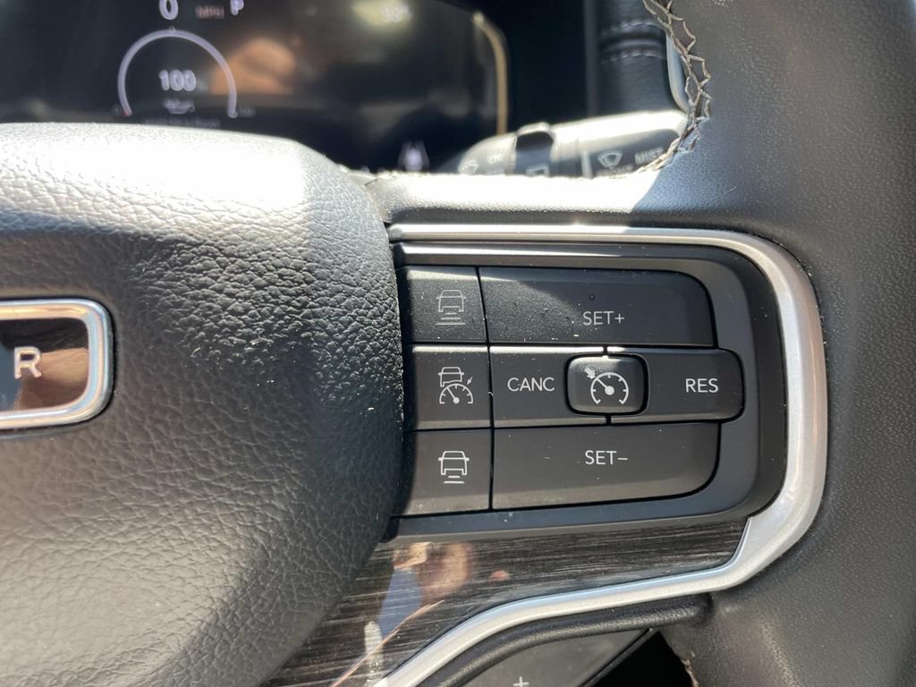 Used 2022 Jeep Wagoneer Series II AWD/4WD image 49