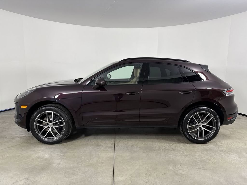 New 2026 Porsche Macan AWD/4WD image 2