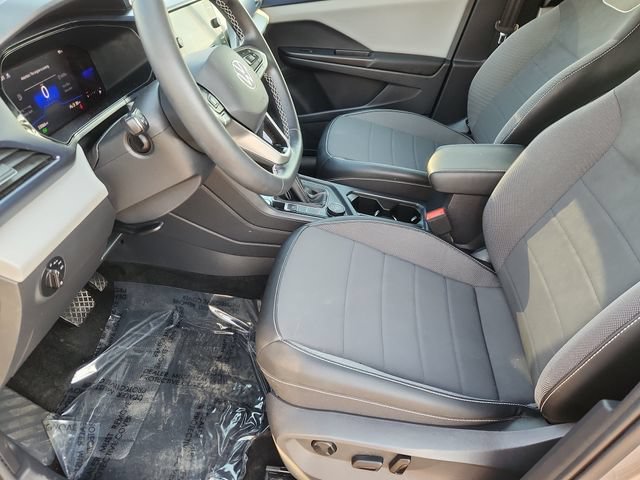 Certified 2023 Volkswagen Taos SE w/ Panoramic Sunroof Package AWD/4WD image 7