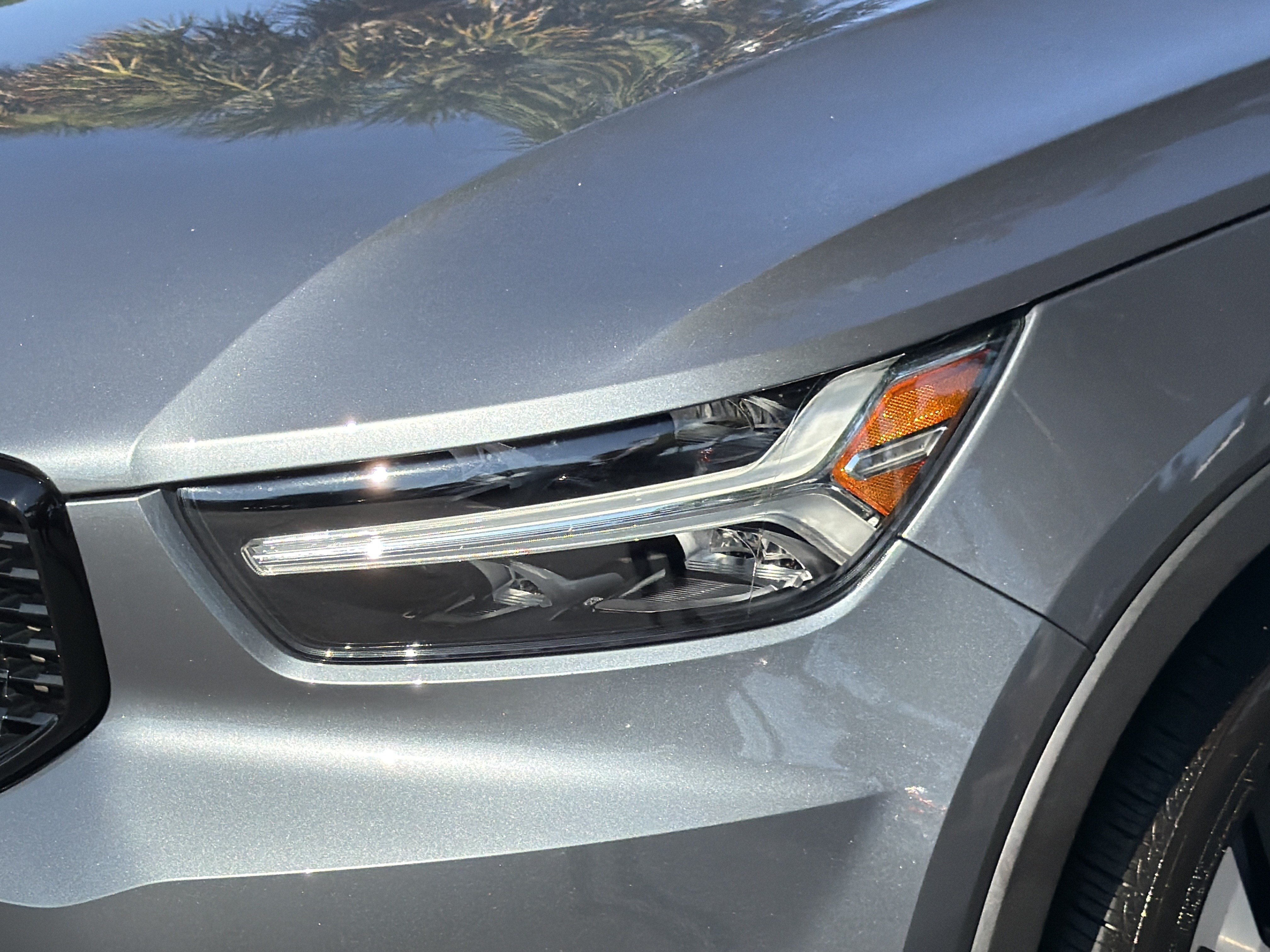 Used 2019 Volvo XC40 T5 R-Design AWD/4WD image 5