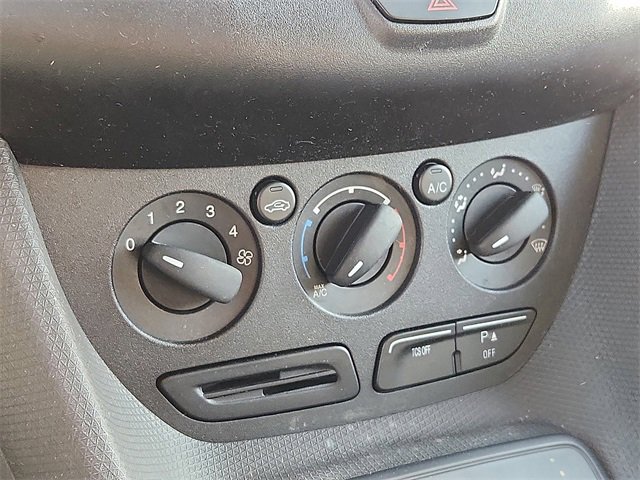 Used 2015 Ford Transit Connect XL image 16